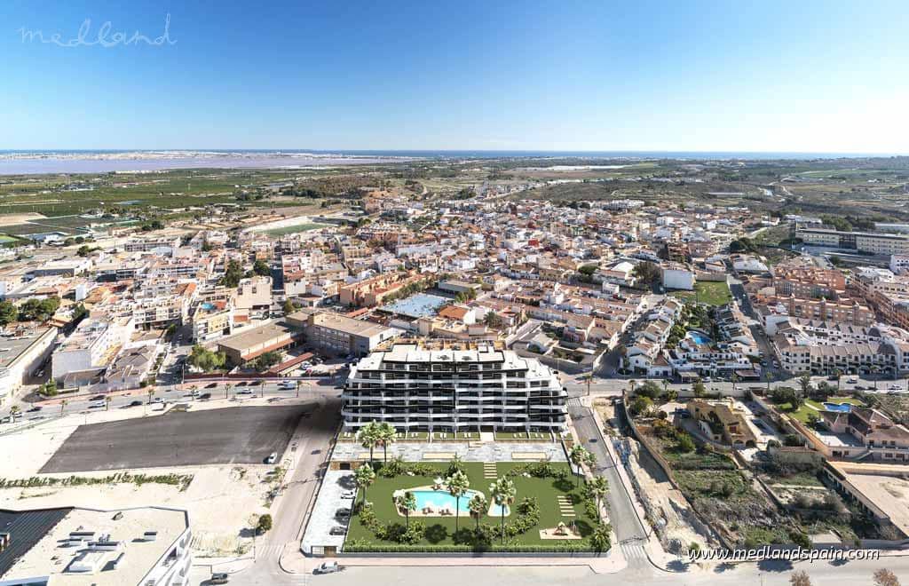 2 soveværelse Lejlighed til salg i San Miguel de Salinas med swimmingpool garage - € 239.000 (Ref: 9005175)