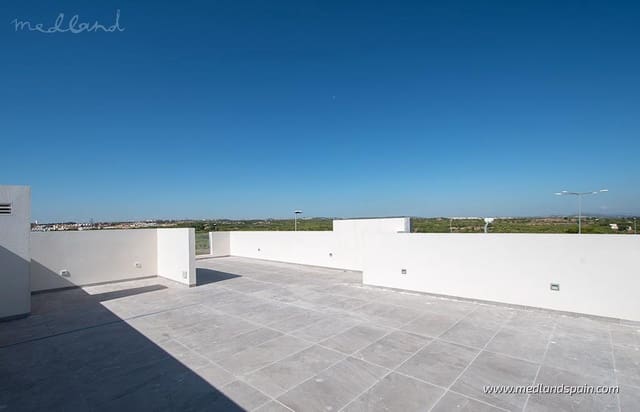 3 Zimmer Apartment zu verkaufen in Los Balcones mit Pool - 350.000 € (Ref: 9007268)
