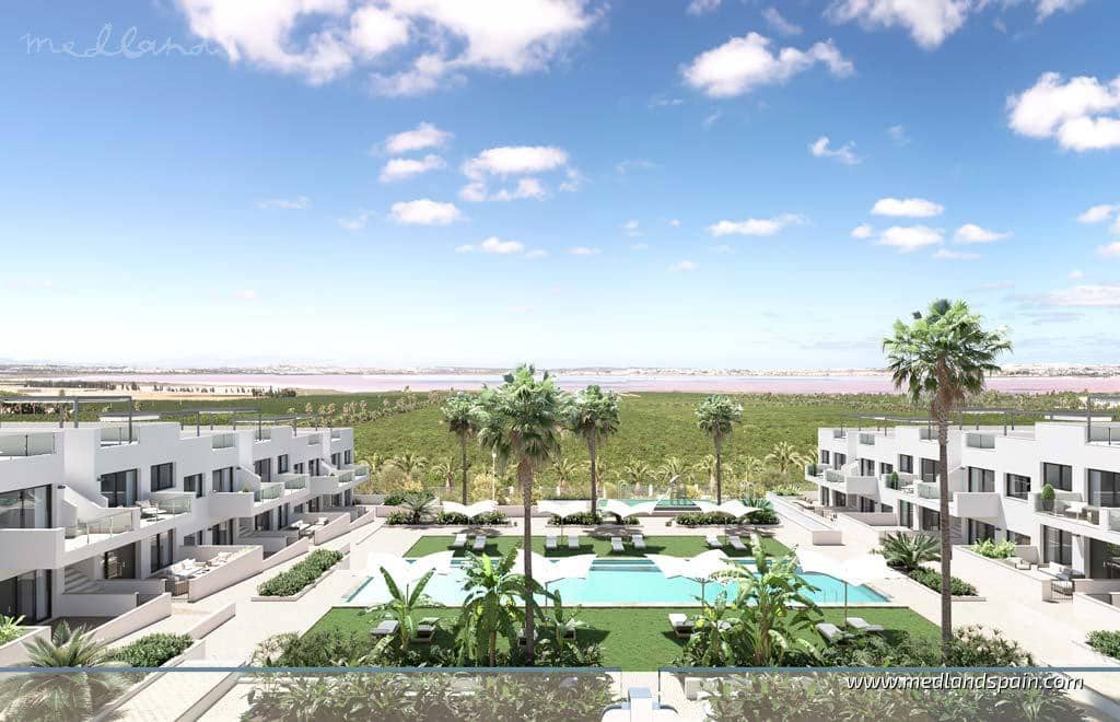 3 quarto Apartamento para venda em Los Balcones com piscina - 304 900 € (Ref: 9007272)