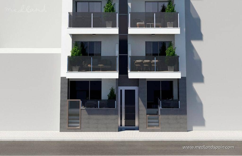 3 makuuhuone Huoneisto myytävänä paikassa Torrevieja mukana uima-altaan - 279 000 € (Ref: 9012185)