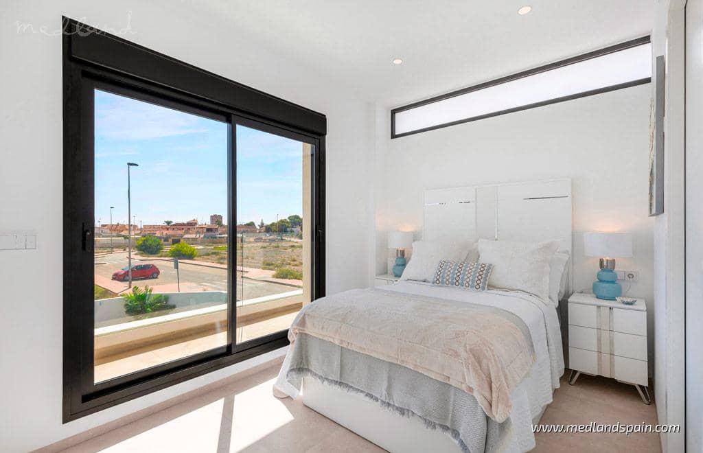 3 Zimmer Villa zu verkaufen in Santiago de la Ribera mit Pool Garage - 495.000 € (Ref: 9018570)