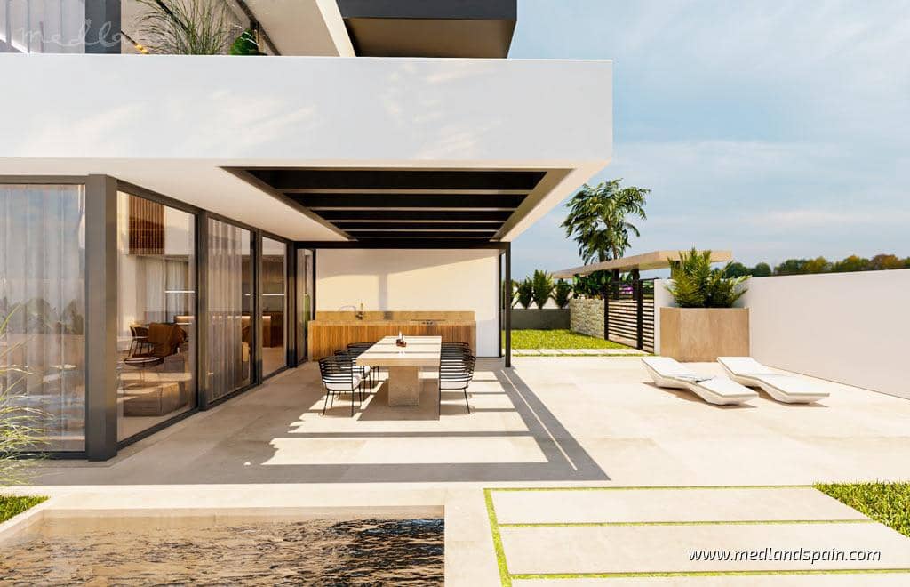4 sovrum Villa till salu i La Zenia med pool garage - 1 600 000 € (Ref: 9018571)