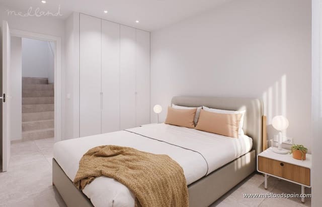 3 bedroom Townhouse for sale in Pilar de la Horadada ciudad, Pilar de la Horadada - € 285,000 (Ref: 9029985)