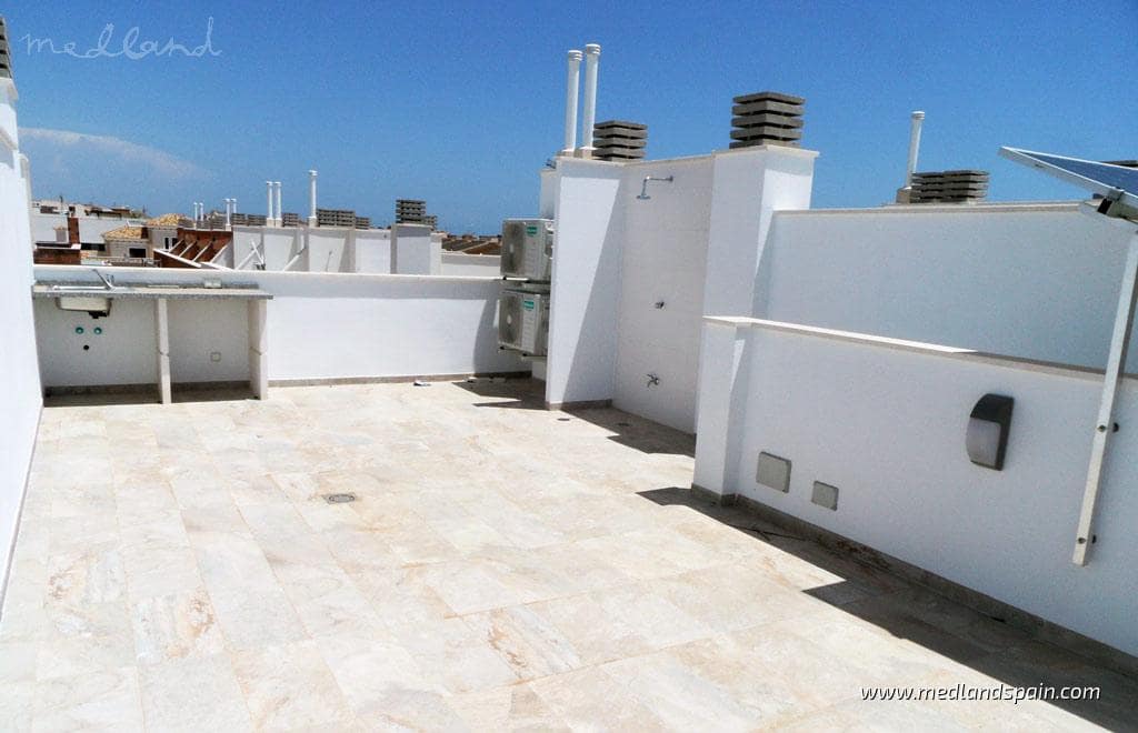 3 quarto Casa em Banda para venda em Pilar de la Horadada com piscina garagem - 354 900 € (Ref: 9029986)