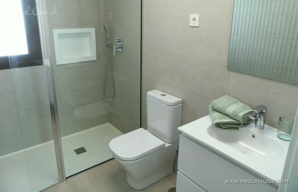 3 quarto Casa em Banda para venda em Pilar de la Horadada com piscina garagem - 354 900 € (Ref: 9029986)