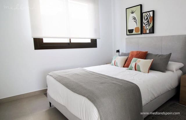 3 quarto Casa em Banda para venda em Pilar de la Horadada com piscina garagem - 354 900 € (Ref: 9029986)