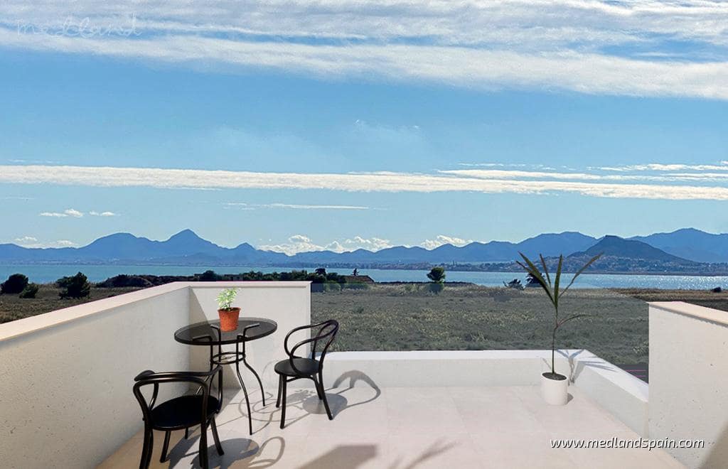 3 soveværelse Villa til salg i Los Alcazares med swimmingpool garage - € 419.900 (Ref: 9057724)