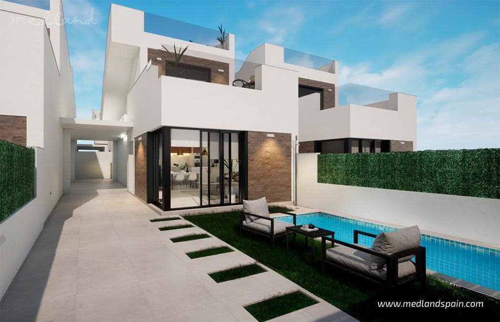 3 bedroom Villa for sale in Los Alcazares with pool garage - € 419,900 (Ref: 9057724)
