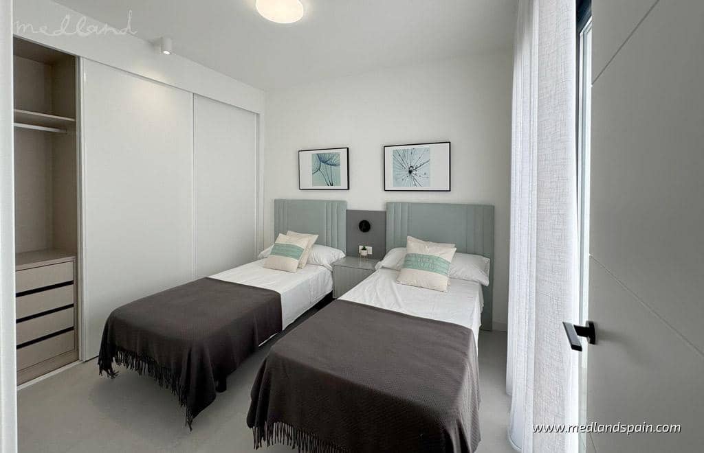 3 soveværelse Villa til salg i Roldan med swimmingpool garage - € 332.900 (Ref: 9059548)