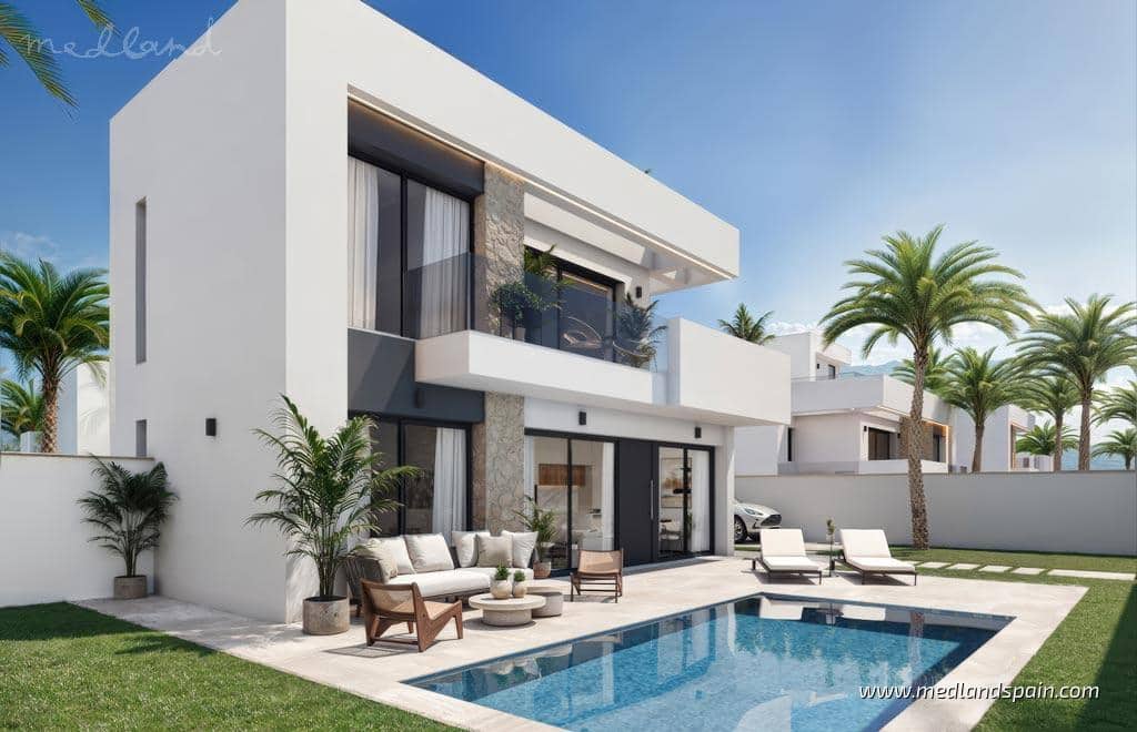 3 bedroom Villa for sale in Los Alcazares with pool garage - € 695,000 (Ref: 9059549)