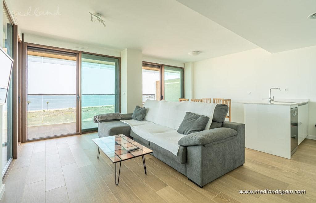 3 soveværelse Lejlighed til salg i La Manga del Mar Menor med swimmingpool garage - € 379.500 (Ref: 9078086)