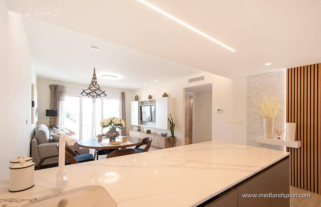 2 soveværelse Lejlighed til salg i Guardamar del Segura med swimmingpool garage - € 370.000 (Ref: 9094560)