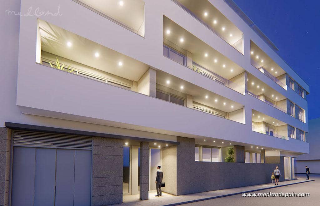 2 soveværelse Lejlighed til salg i Torrevieja med swimmingpool - € 310.000 (Ref: 9096093)