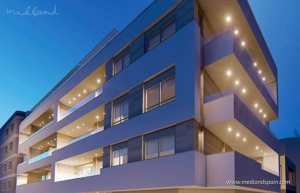 1 soveværelse Lejlighed til salg i Torrevieja med swimmingpool - € 240.000 (Ref: 9096098)