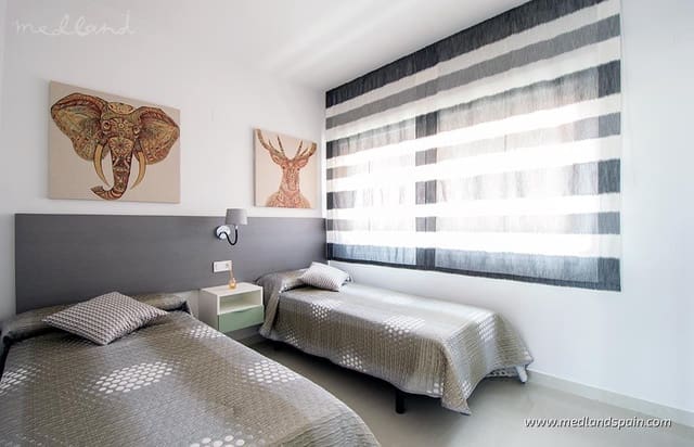 2 sovrum Lägenhet till salu i San Miguel de Salinas med pool - 339 000 € (Ref: 9100866)