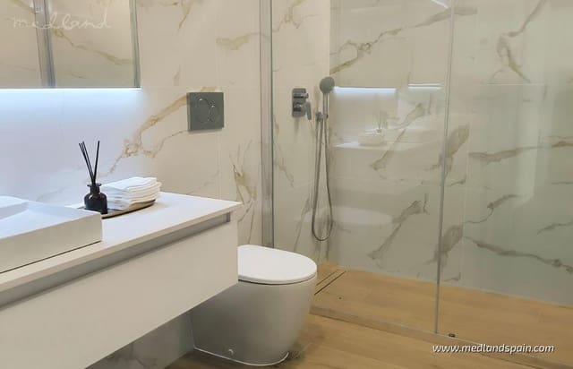 3 quarto Casa em Banda para venda em Algorfa com garagem - 465 000 € (Ref: 9110459)