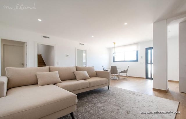 3 quarto Casa em Banda para venda em Algorfa com garagem - 465 000 € (Ref: 9110459)