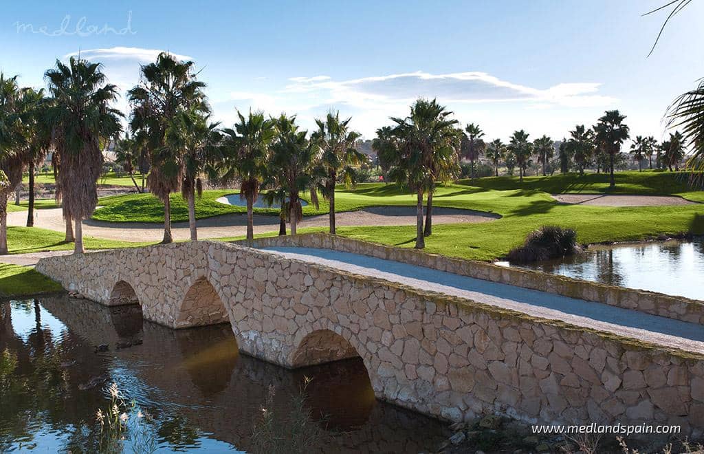 3 soveværelse Byhus til salg i Algorfa med garage - € 465.000 (Ref: 9110459)