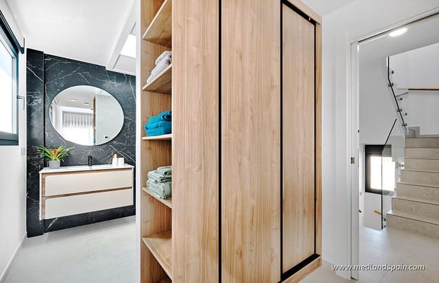 3 quarto Moradia para venda em San Miguel de Salinas com piscina garagem - 649 000 € (Ref: 9149148)