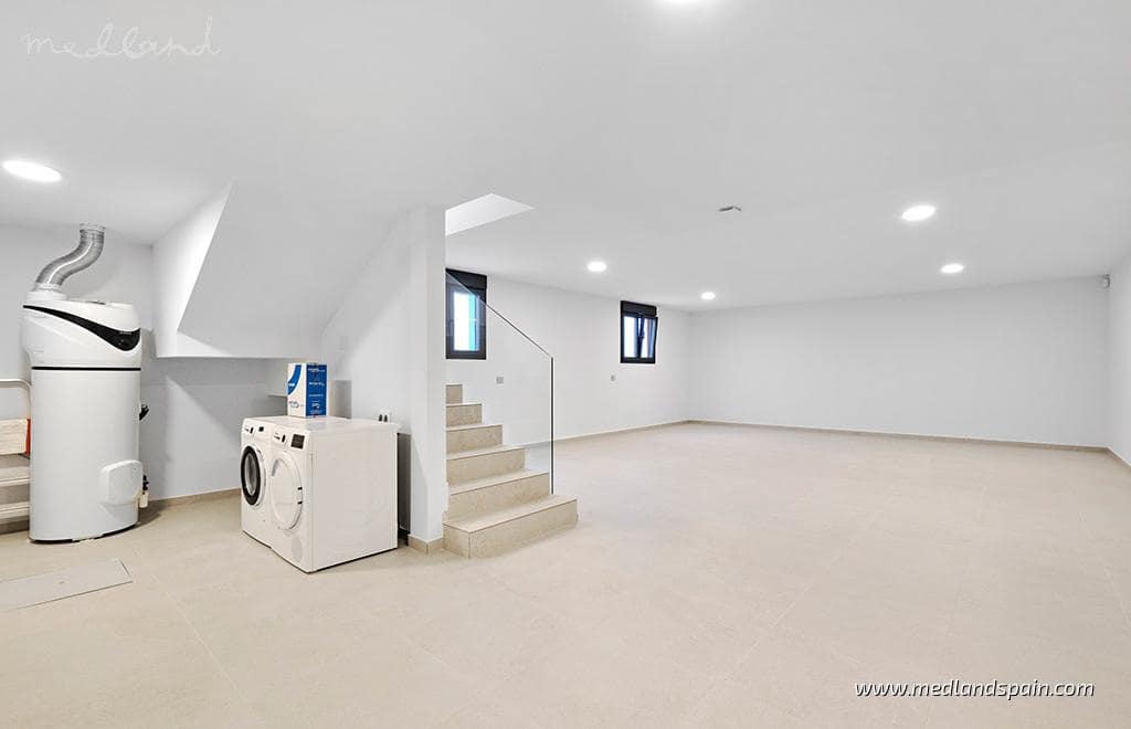 3 bedroom Villa for sale in San Miguel de Salinas with pool garage - € 1,000,000 (Ref: 9149148)