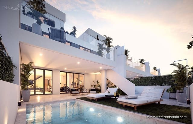 3 makuuhuone Huvila myytävänä paikassa Las Lomas de Rame - Bahía Bella, Los Alcázares mukana uima-altaan 
autotalli - 720 000 € (Ref: 9152352)