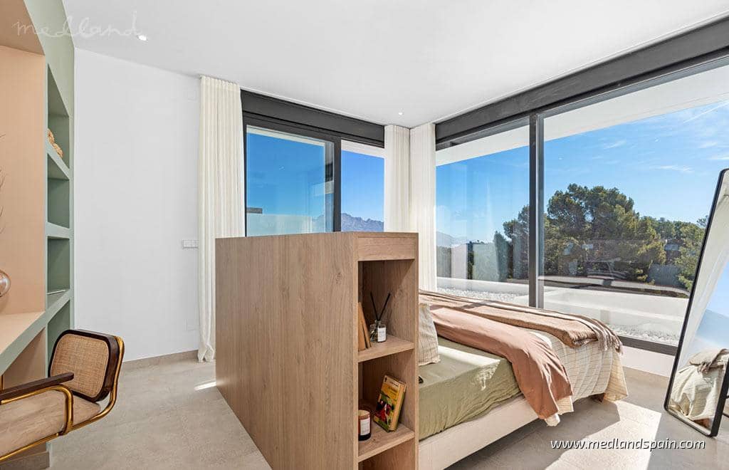 4 sovrum Villa till salu i Polop med pool garage - 725 000 € (Ref: 9154252)