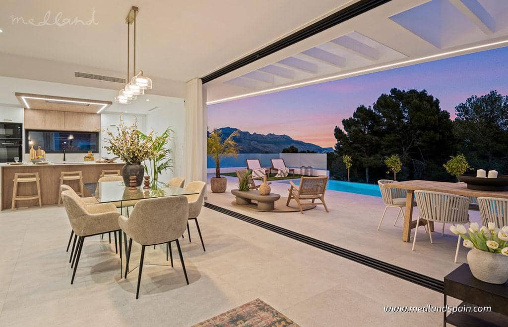 4 sovrum Villa till salu i Polop med pool garage - 725 000 € (Ref: 9154252)