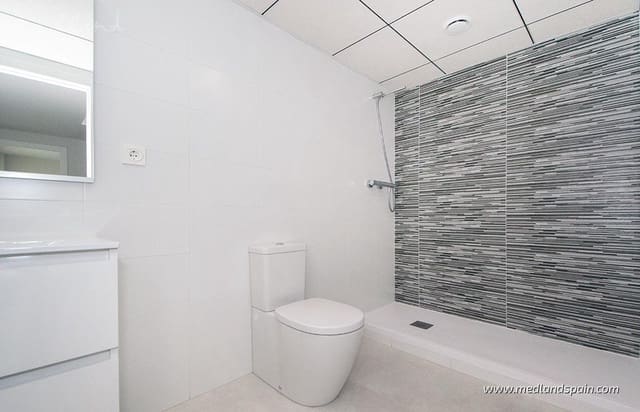 3 chambre Villa/Maison à vendre à Dénia avec piscine garage - 415 000 € (Ref: 9154253)
