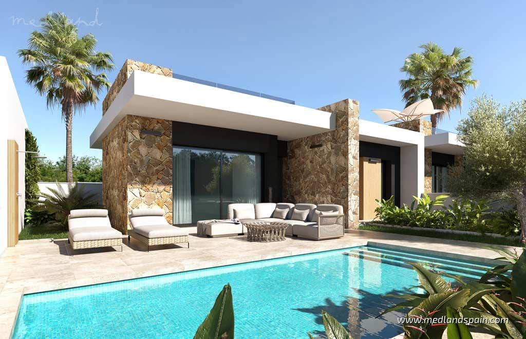 3 soverom Villa til salgs i Ciudad Quesada med svømmebasseng garasje - € 496 000 (Ref: 9154254)