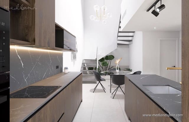 3 sypialnia Willa na sprzedaż w Pilar de la Horadada z basenem garażem - 659 000 € (Ref: 9163941)
