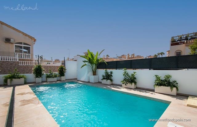 3 bedroom Villa for sale in Los Altos with pool garage - € 509,000 (Ref: 9165909)