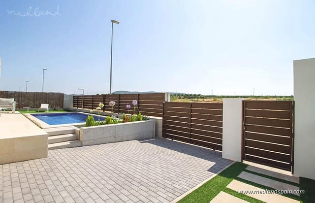 4 slaapkamer Villa te koop in Vistabella, Orihuela met zwembad garage - € 549.900 (Ref: 9171585)