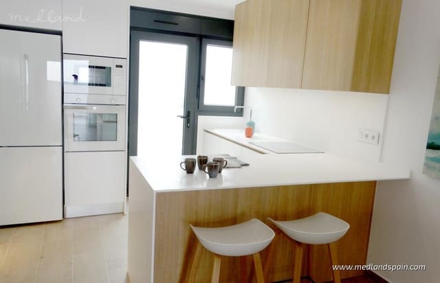 3 chambre Appartement à vendre à Pilar de la Horadada ciudad, Pilar de la Horadada avec piscine garage - 285 000 € (Ref: 9173338)