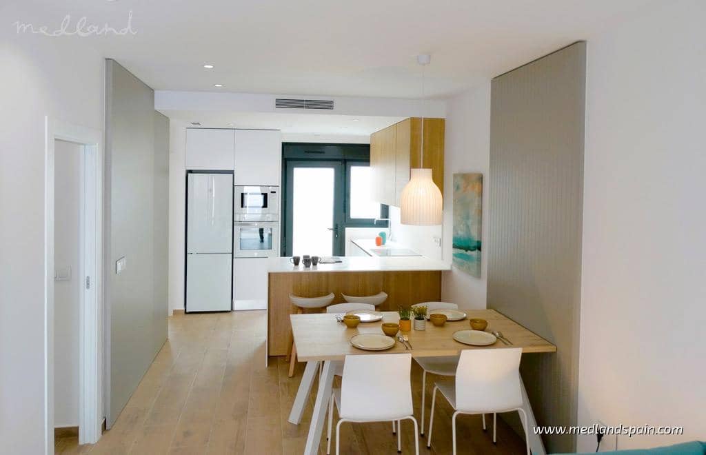 3 sypialnia Apartament na sprzedaż w Pilar de la Horadada z basenem garażem - 295 000 € (Ref: 9173338)