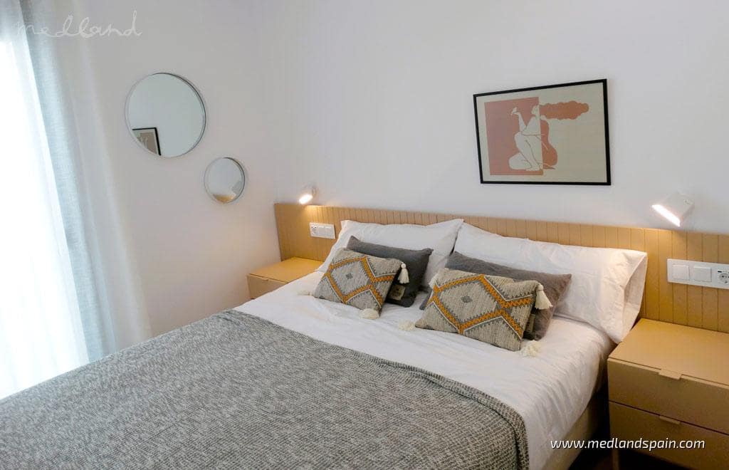 3 sypialnia Apartament na sprzedaż w Pilar de la Horadada z basenem garażem - 295 000 € (Ref: 9173338)