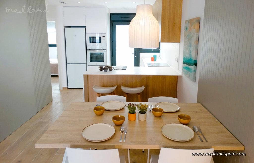 3 sypialnia Apartament na sprzedaż w Pilar de la Horadada z basenem garażem - 295 000 € (Ref: 9173338)