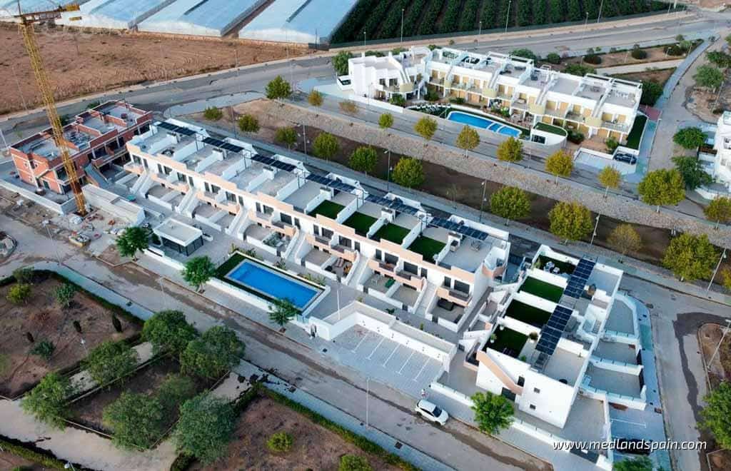 2 soverom Leilighet til salgs i Pilar de la Horadada med svømmebasseng garasje - € 245 000 (Ref: 9173340)