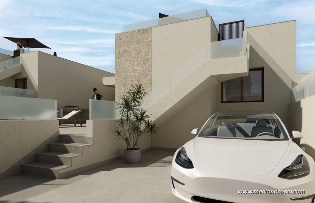 3 bedroom Villa for sale in Ciudad Quesada with pool garage - € 480,000 (Ref: 9173343)