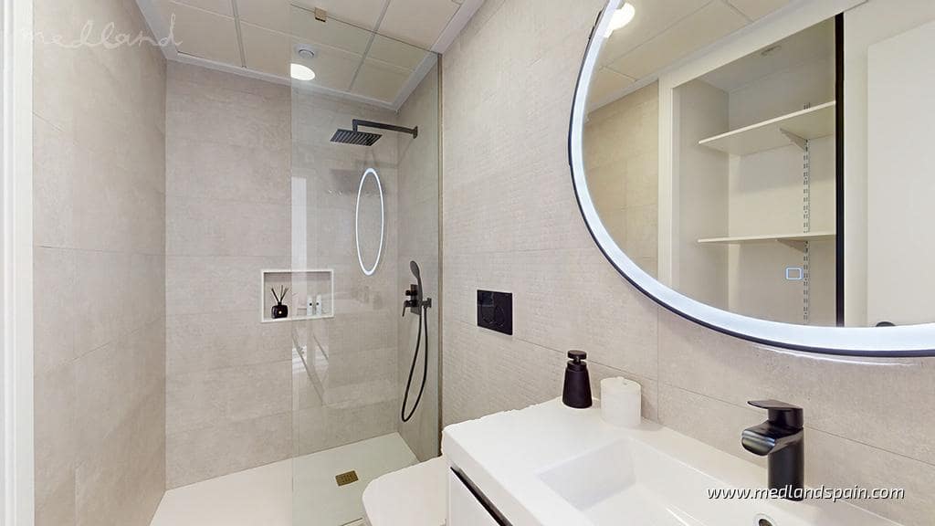 3 sovrum Lägenhet till salu i Guardamar del Segura med pool garage - 299 900 € (Ref: 9185614)