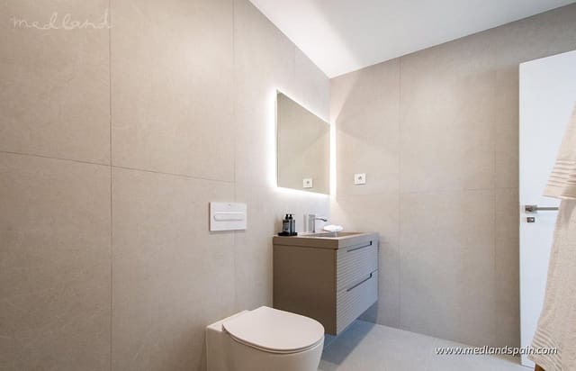 3 sypialnia Willa na sprzedaż w Pilar de la Horadada z basenem garażem - 499 000 € (Ref: 9185615)