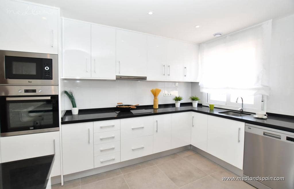 2 quarto Apartamento para venda em San Miguel de Salinas com piscina garagem - 273 800 € (Ref: 9192511)