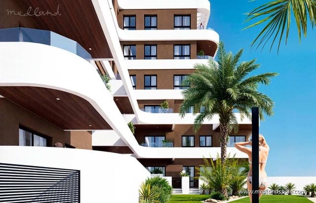 3 chambre Appartement à vendre à Guardamar del Segura avec piscine garage - 435 000 € (Ref: 9193675)