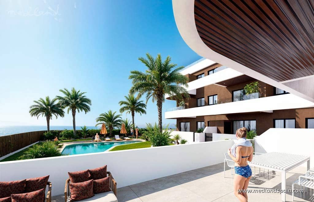 2 quarto Apartamento para venda em Guardamar del Segura com piscina garagem - 305 000 € (Ref: 9193677)