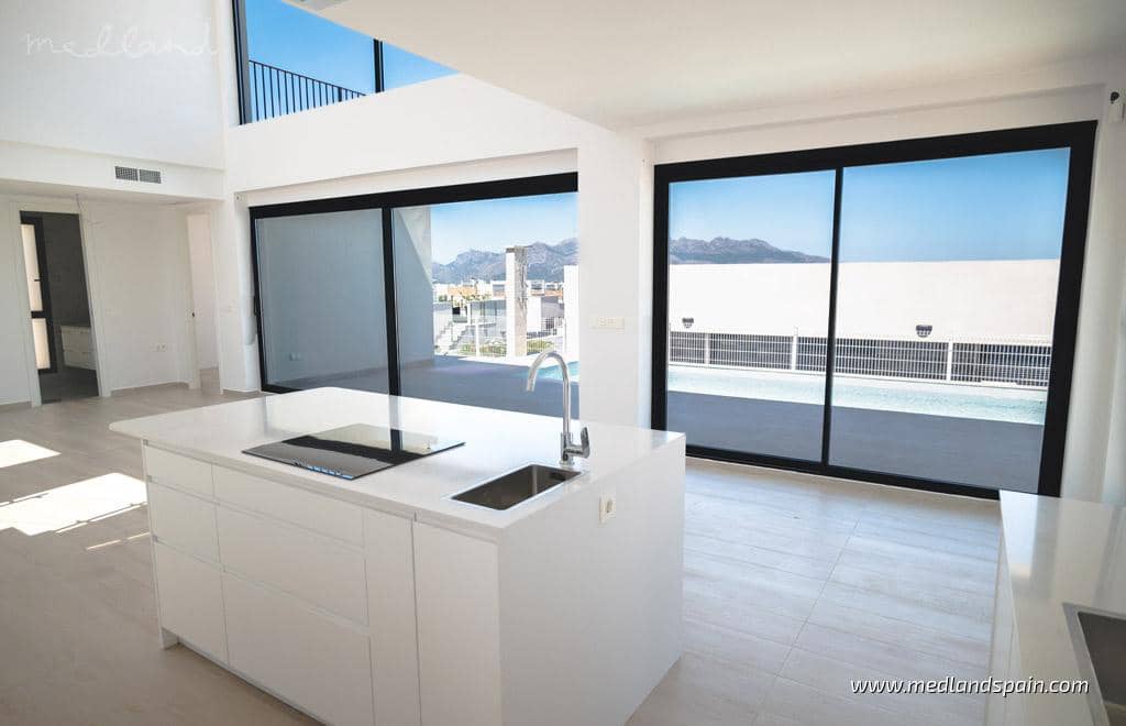 3 Zimmer Villa zu verkaufen in Polop mit Pool Garage - 720.000 € (Ref: 9200643)