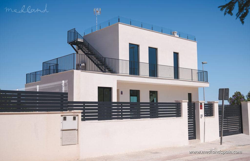 3 Zimmer Villa zu verkaufen in Polop mit Pool Garage - 720.000 € (Ref: 9200643)