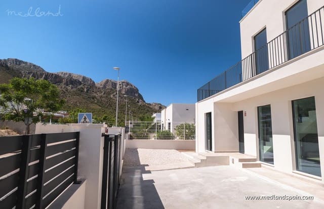 3 Zimmer Villa zu verkaufen in Polop mit Pool Garage - 720.000 € (Ref: 9200643)