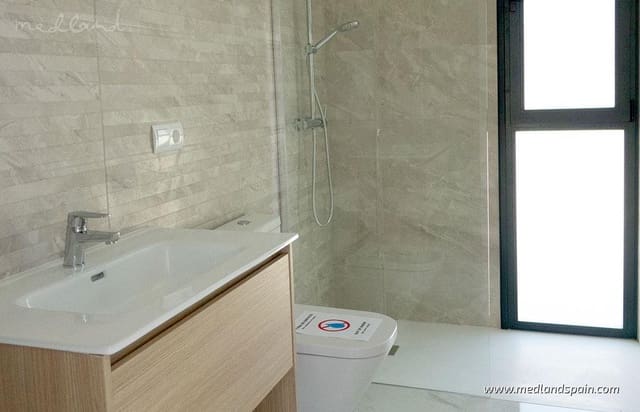 3 quarto Moradia para venda em Polop com piscina garagem - 500 000 € (Ref: 9200644)
