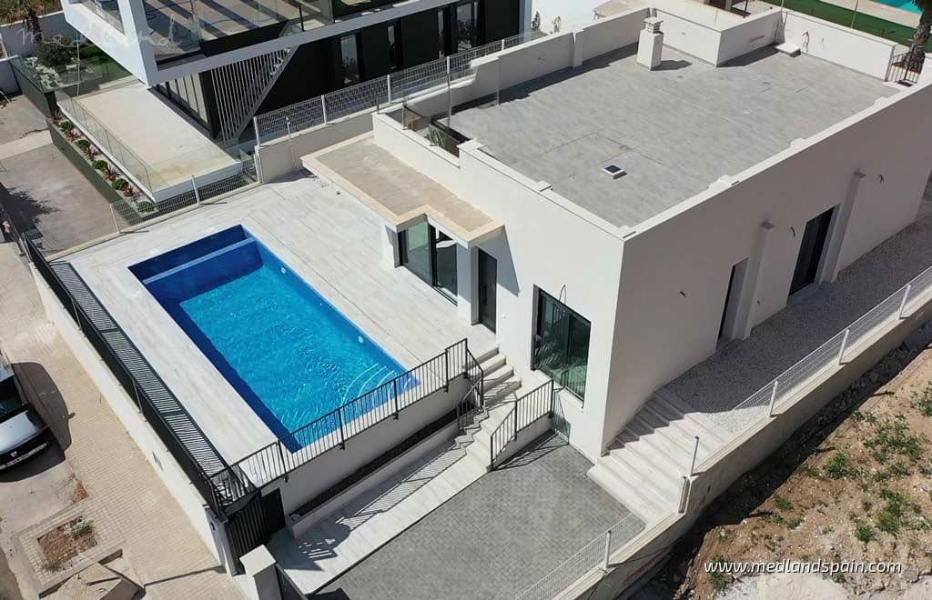 3 makuuhuone Huvila myytävänä paikassa Polop mukana uima-altaan 
autotalli - 500 000 € (Ref: 9200644)