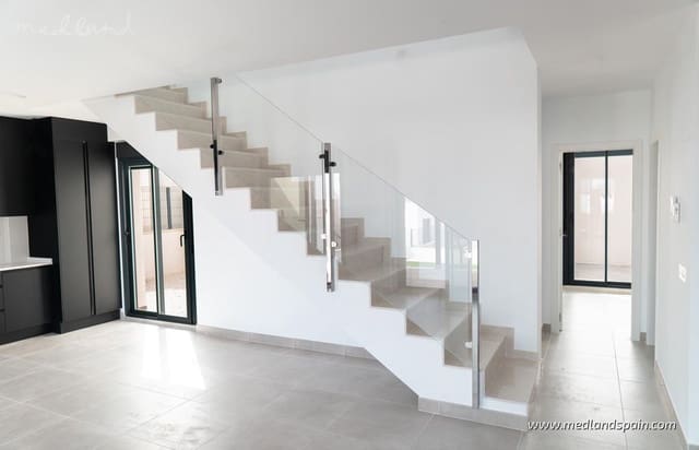 3 quarto Moradia para venda em Polop com piscina garagem - 620 000 € (Ref: 9200645)