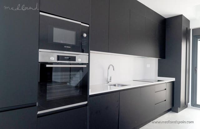 3 quarto Moradia para venda em Polop com piscina garagem - 620 000 € (Ref: 9200645)